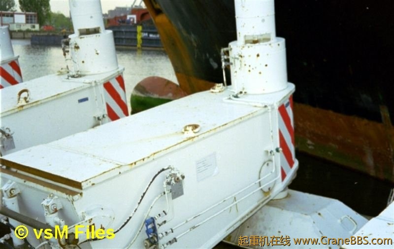WeesJanVan_CC-PC4200_002.jpg