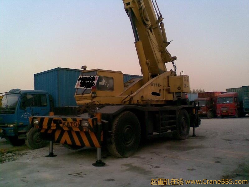 看起来车子不错