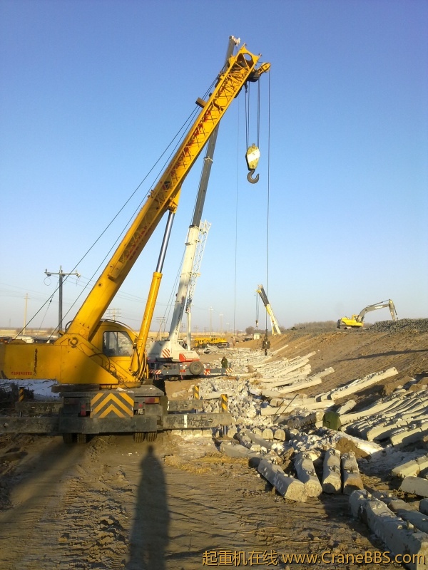 天天甩灰枕 很累人的