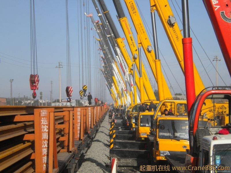 吊车大阅兵 12.jpg