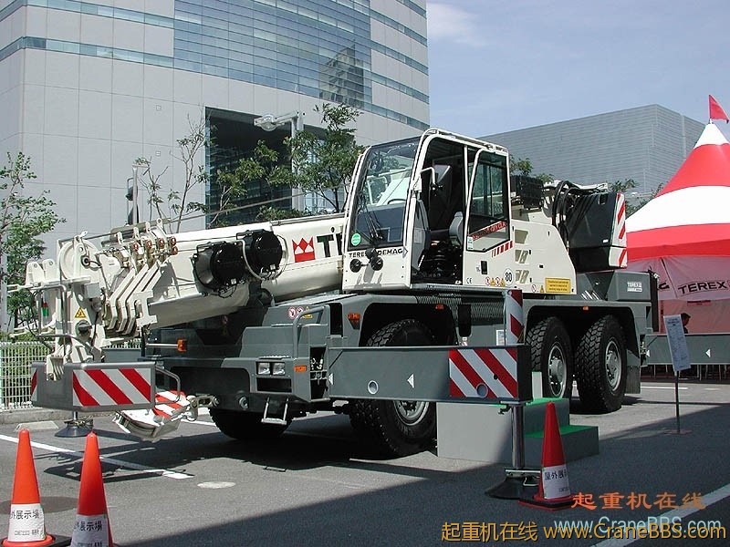 AC40