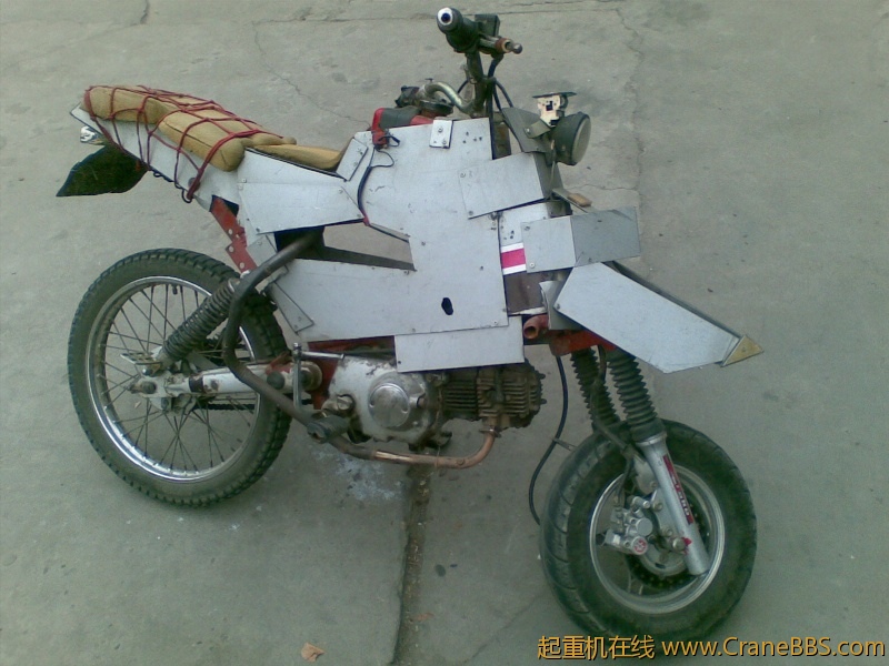 附送强人摩托车