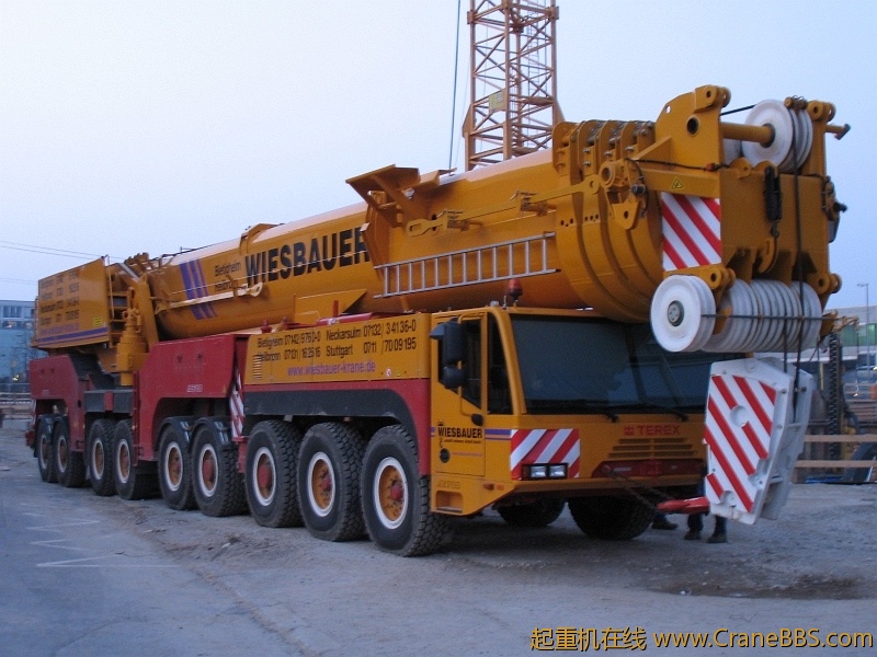 ac700_wiesbauer.jpg