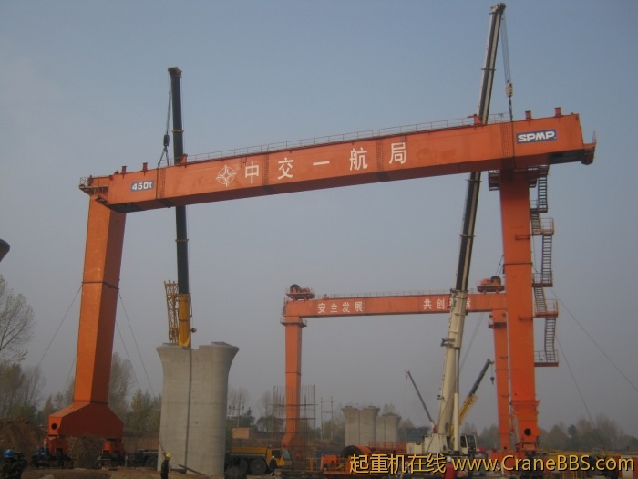 西宁提梁机两抬吊