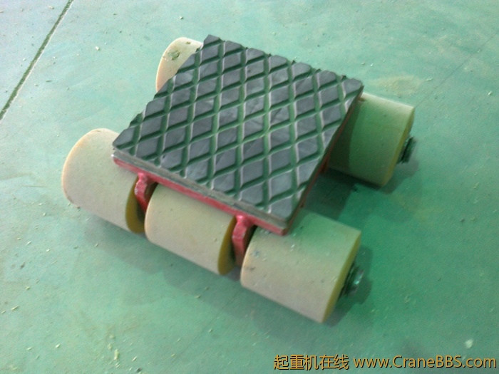 全部由10mm的钢板制作