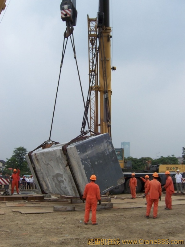 寒山寺石碑吊装 031_conew2.jpg