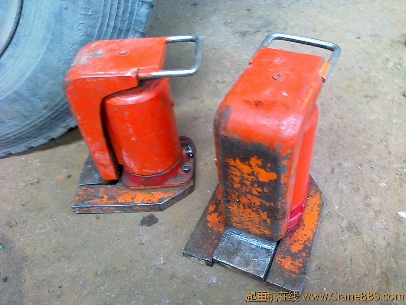 这个家伙 很管用啊 起槽机和千斤顶的 完美结合