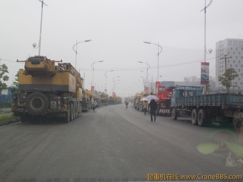 车还没全回来啊