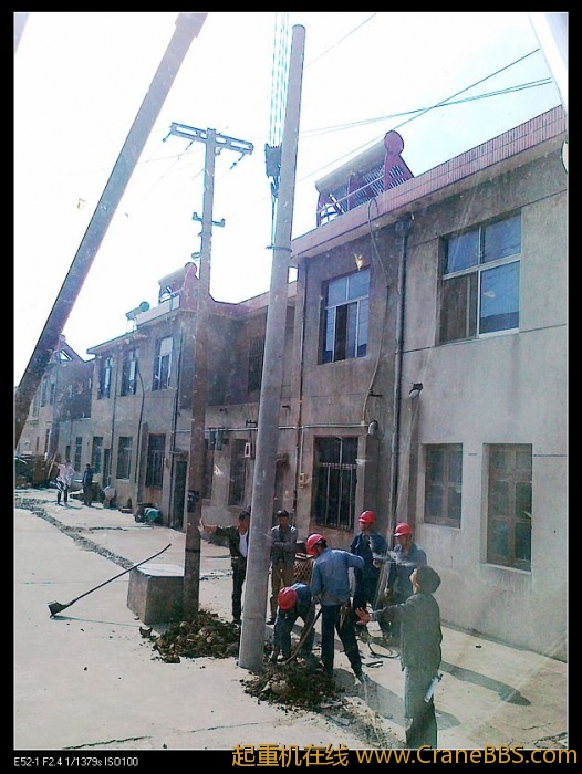 10米的杆子 0点8吨