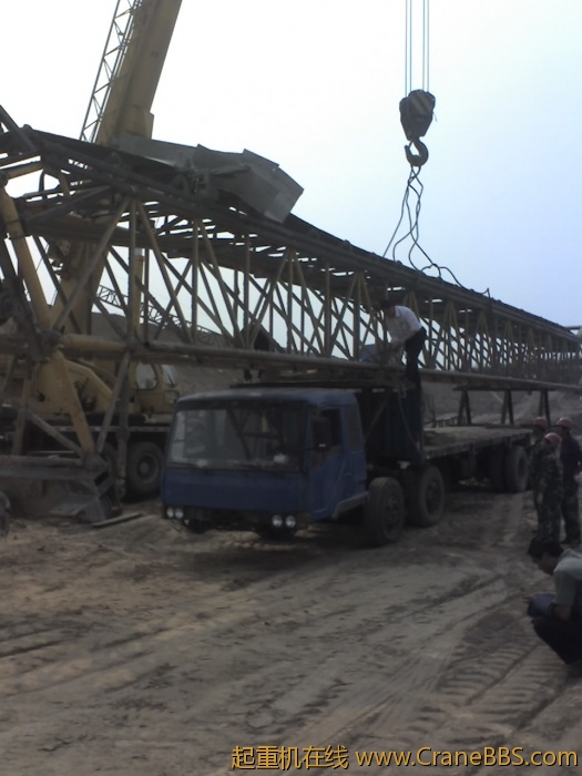 专为滩铺机定做的