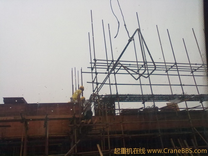2跟钢筋一吊