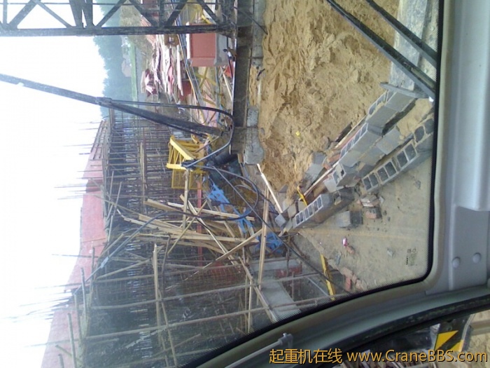 据说是梢头吊了3T左右，新手吓死人啊