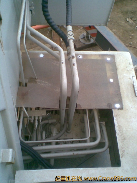 中联25V5第一代产品电磁筏没有遮挡自己加的