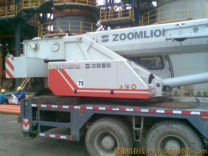 中联25V5第2代产品大臂