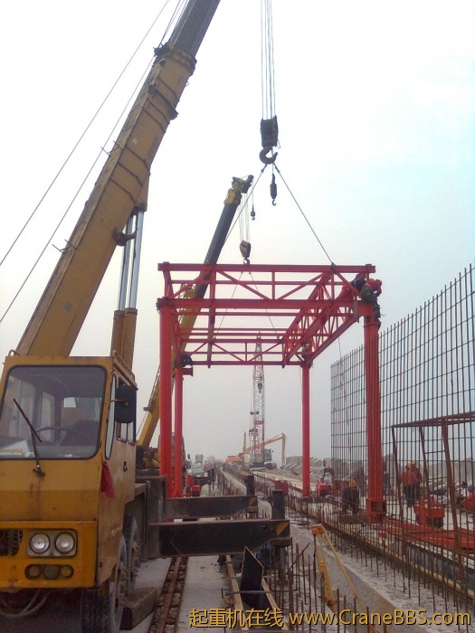 DEMAG0285.jpg