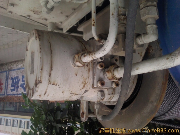 12D上的75轴向柱塞泵