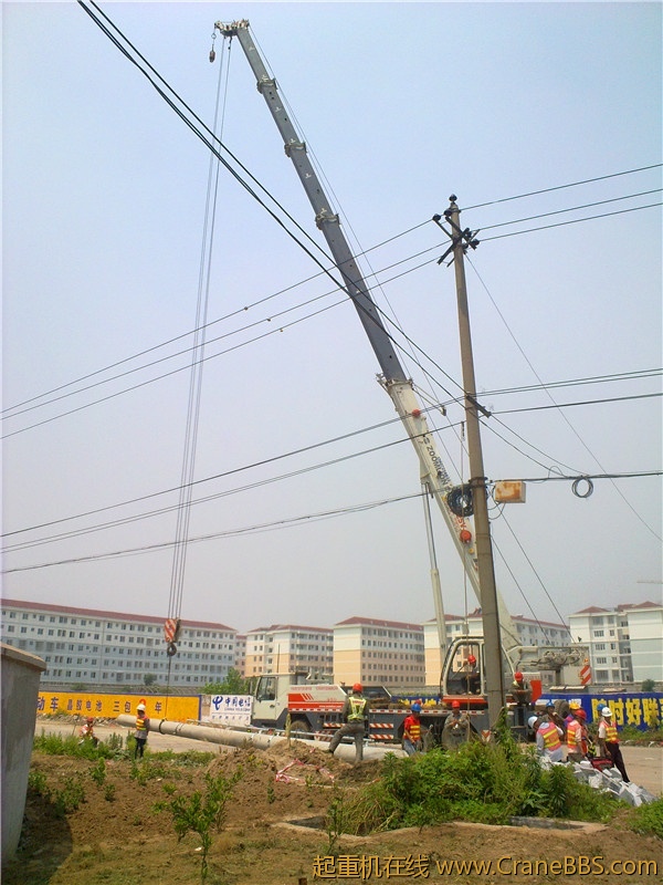 20110527083_副本.jpg