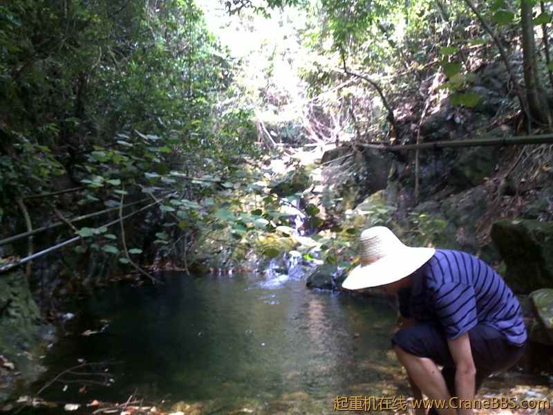 我弟弟准备下水