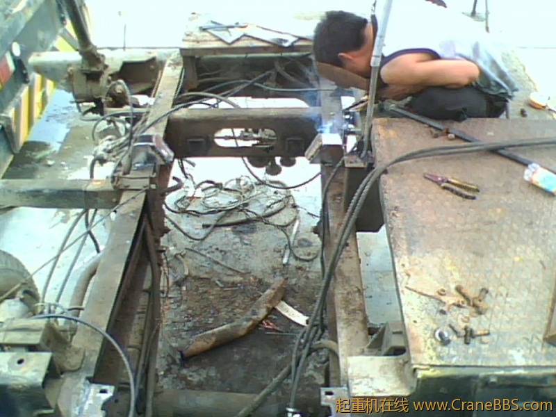 这是改后的效果这在焊接前机脚