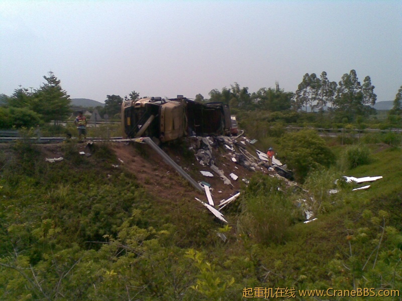 入匝道车速过快