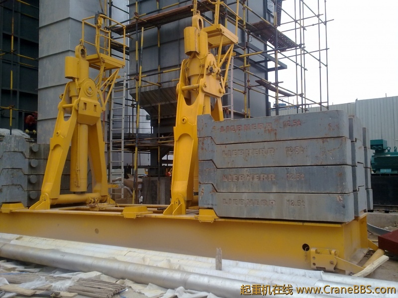 工作之于，拾了一些黄河奇石