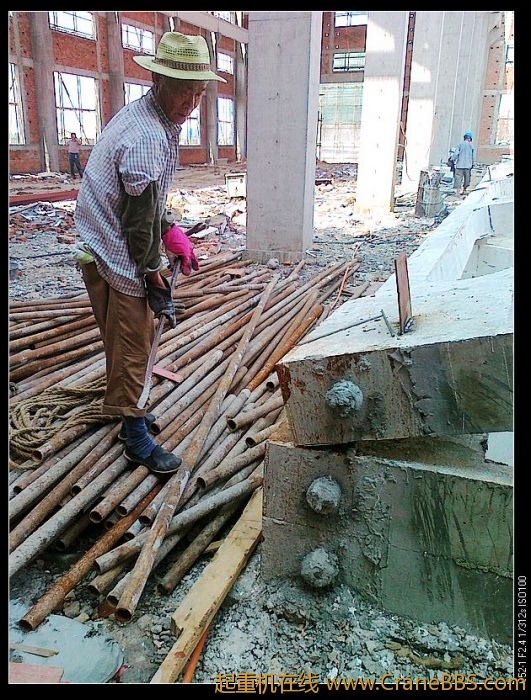 小细节 防止起沟 屋架走滑碰撞