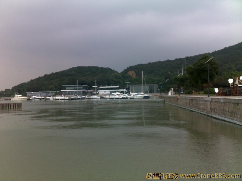 20110928735.jpg