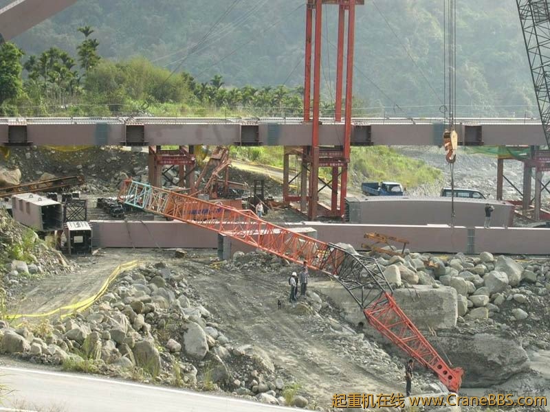 臂架损坏8.jpg