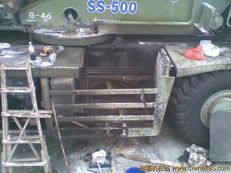 液压油箱小漏油拆了补