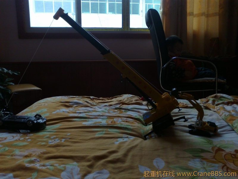 吊车吊宝马的时候