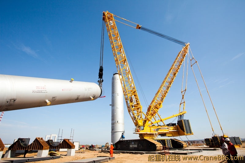 徐工1000吨吊装.jpg