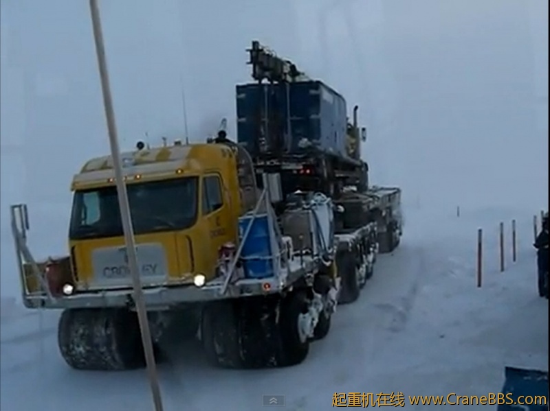 Badami, Alaska Northern coast of Alaska Crowley CATco RD105.jpg