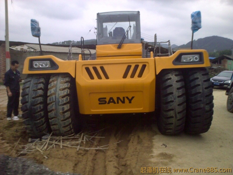 正脸     说实话很丑