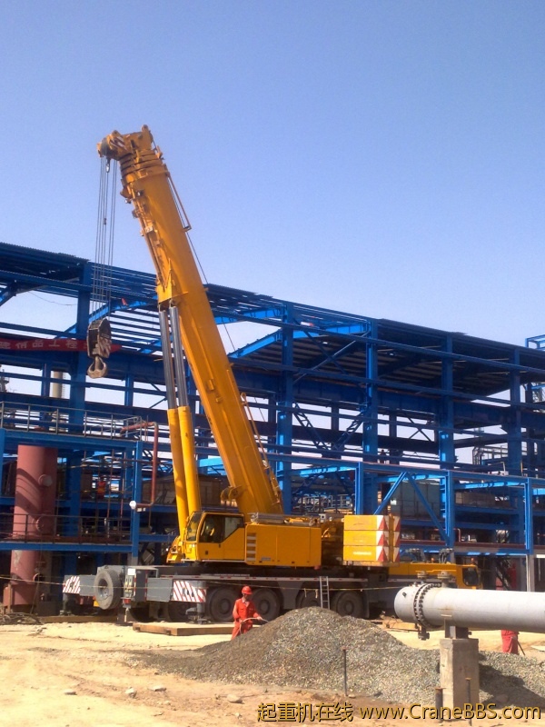 中油二建利勃海尔400吨