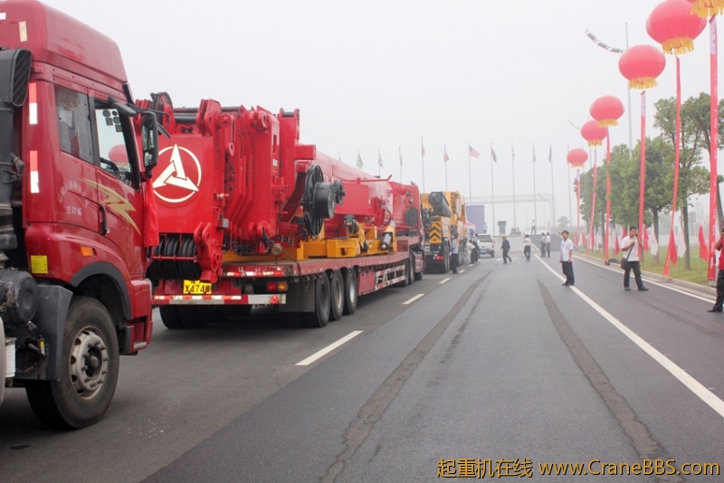 SAC12000“航母”编队.jpg