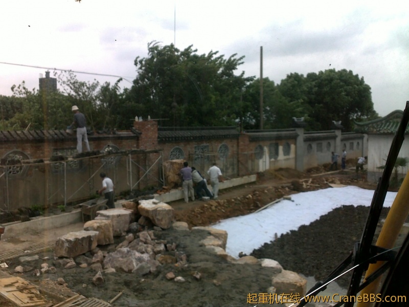 20110918612.jpg