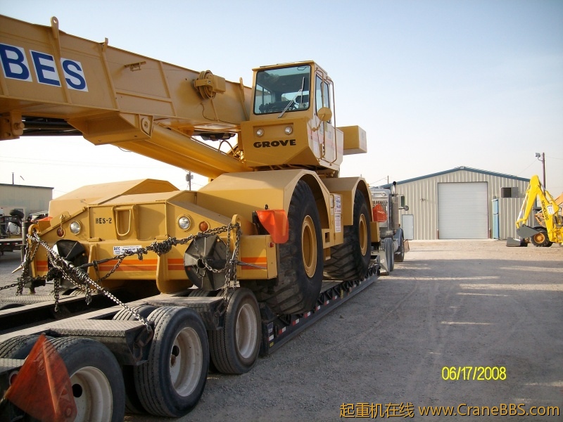 crane transport  Grove45B3.jPg