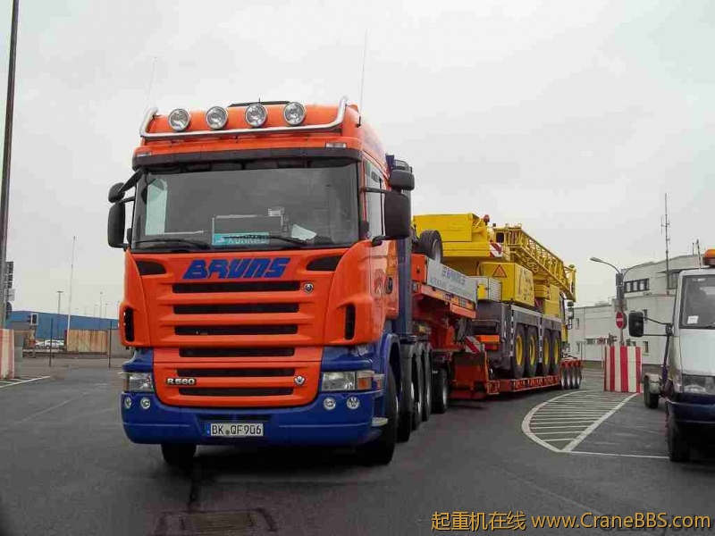 crane transport 10.jpg