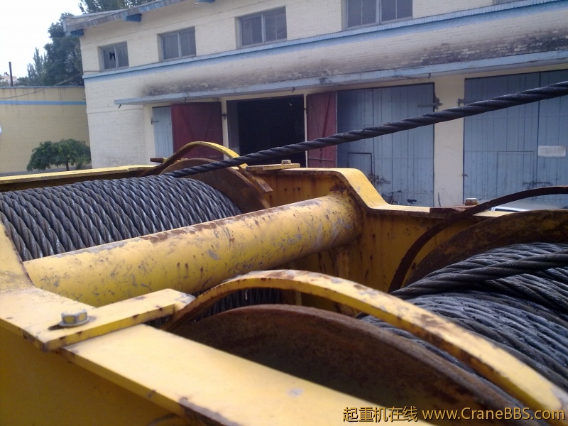 徐工70K减震是用的气囊减震