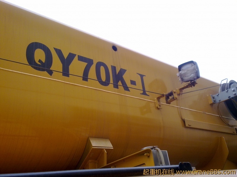 徐工70K减震是用的气囊减震