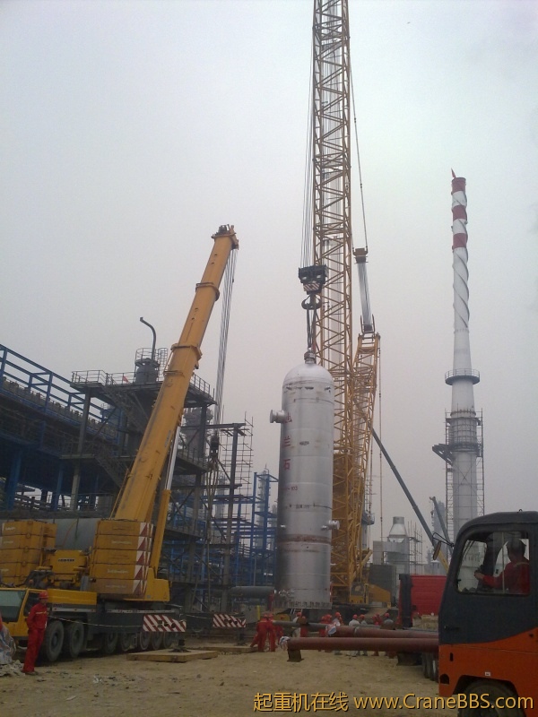 兰州石化公司300万吨/年柴油加氢装置标志性设备