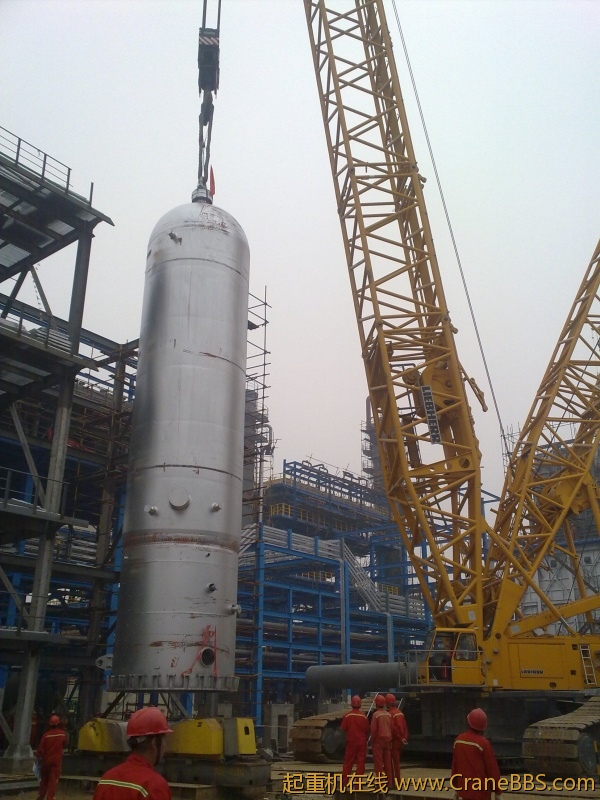 兰州石化公司300万吨/年柴油加氢装置标志性设备