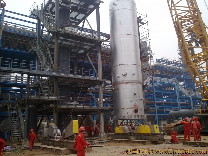 兰州石化公司300万吨/年柴油加氢装置标志性设备