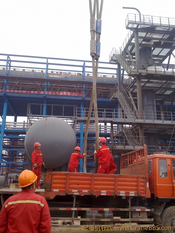 兰州石化公司300万吨/年柴油加氢装置标志性设备