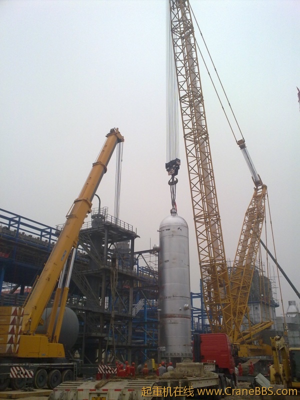 兰州石化公司300万吨/年柴油加氢装置标志性设备