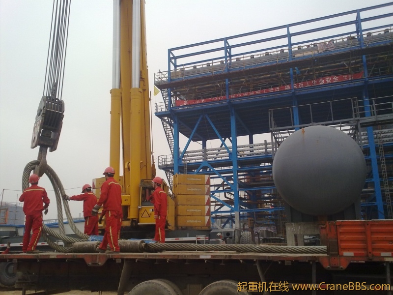 兰州石化公司300万吨/年柴油加氢装置标志性设备