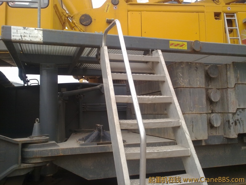 中石油第二建设公司利勃海尔750 