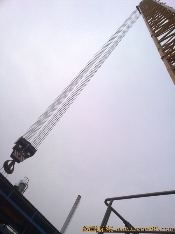 中石油第二建设公司利勃海尔750 