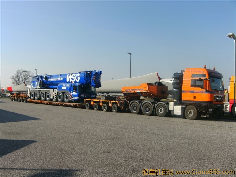 crane transport gmk6400.JPG