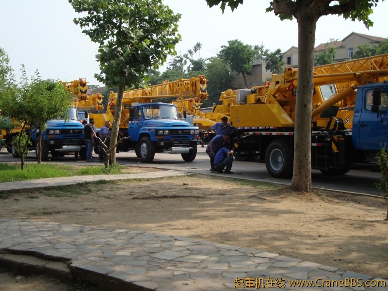 倒霉 没出厂就给撞了